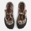 Animal Gym Bar Shoe