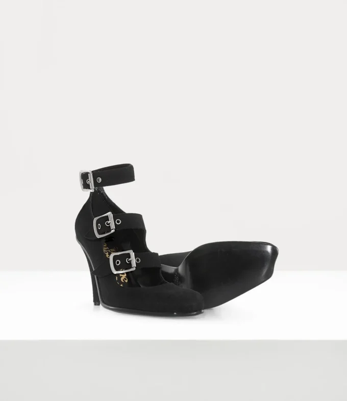 Savage Heel