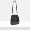 Vivienne’s Clutch